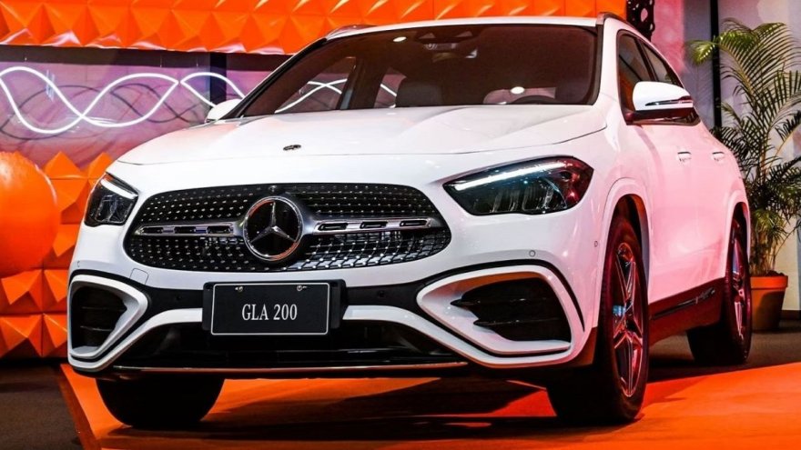 A款 BENZ GLA